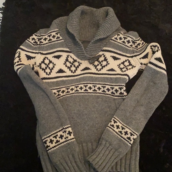 Aritzia wool sweater - black, grey, and white. - Picture 1 of 2